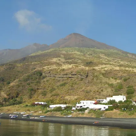 Trekking - And Excursion For 2 Included Hotel 3*