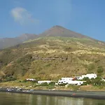 Trekking - And Excursion For 2 Included فندق 3*